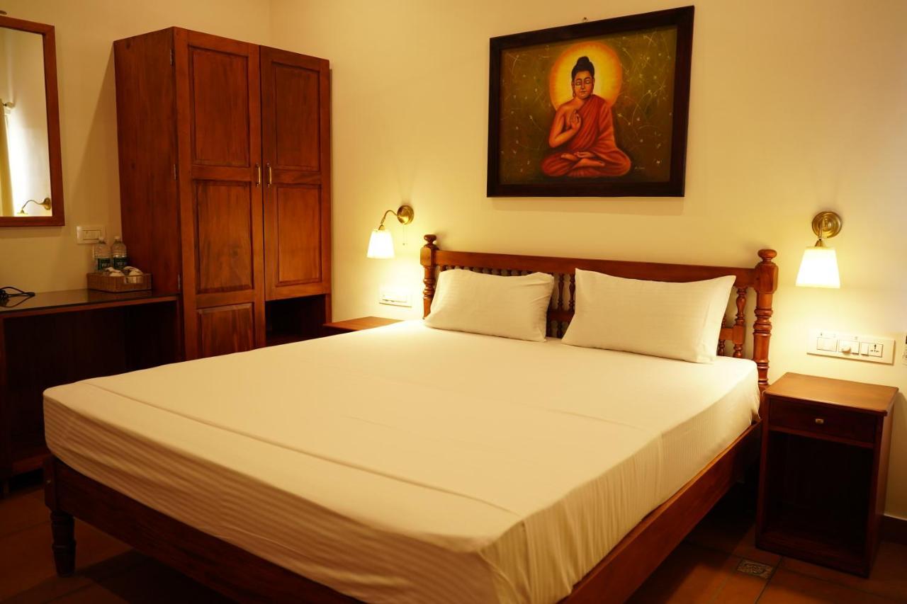 Buddha Beach Hotel Kovalam Bagian luar foto