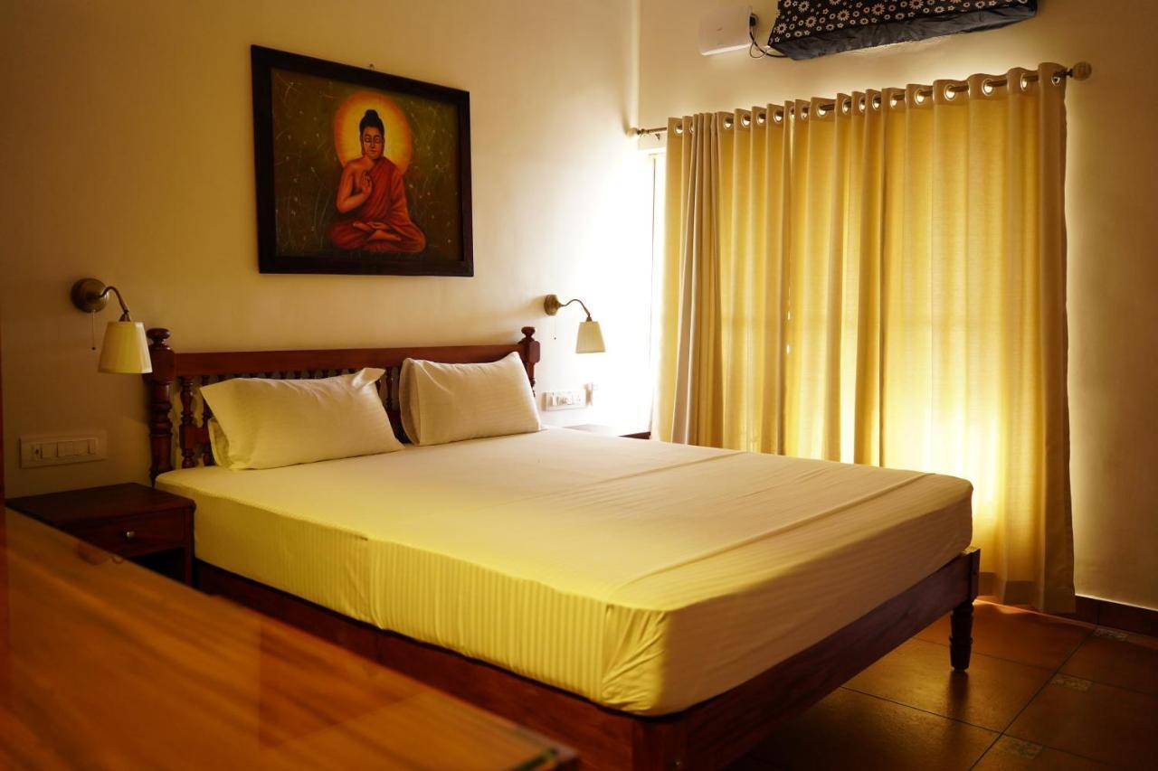 Buddha Beach Hotel Kovalam Bagian luar foto