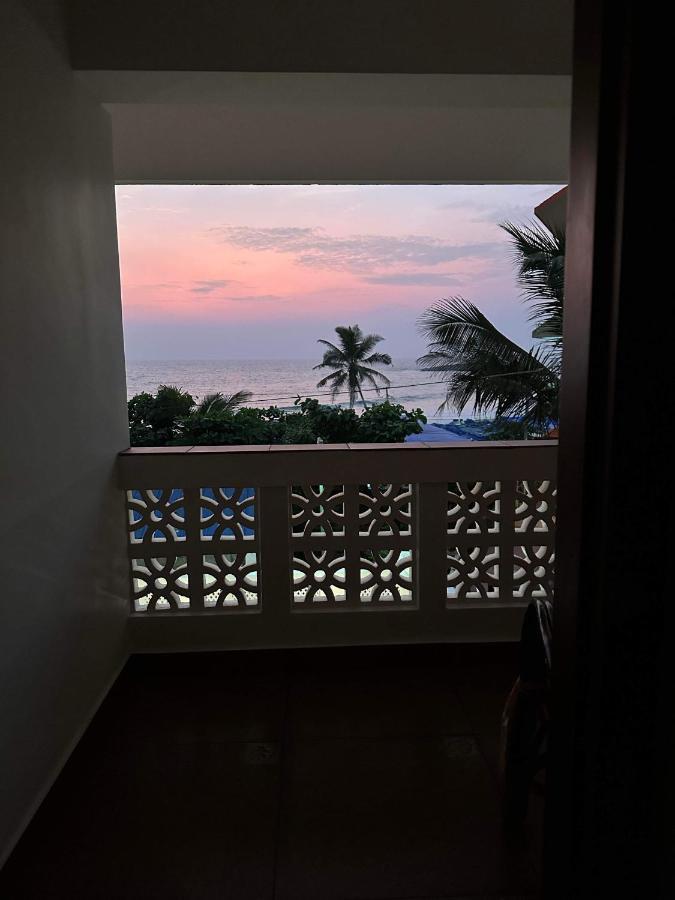 Buddha Beach Hotel Kovalam Bagian luar foto