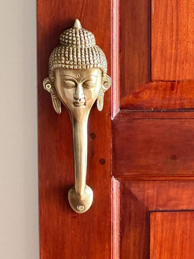Buddha Beach Hotel Kovalam Bagian luar foto