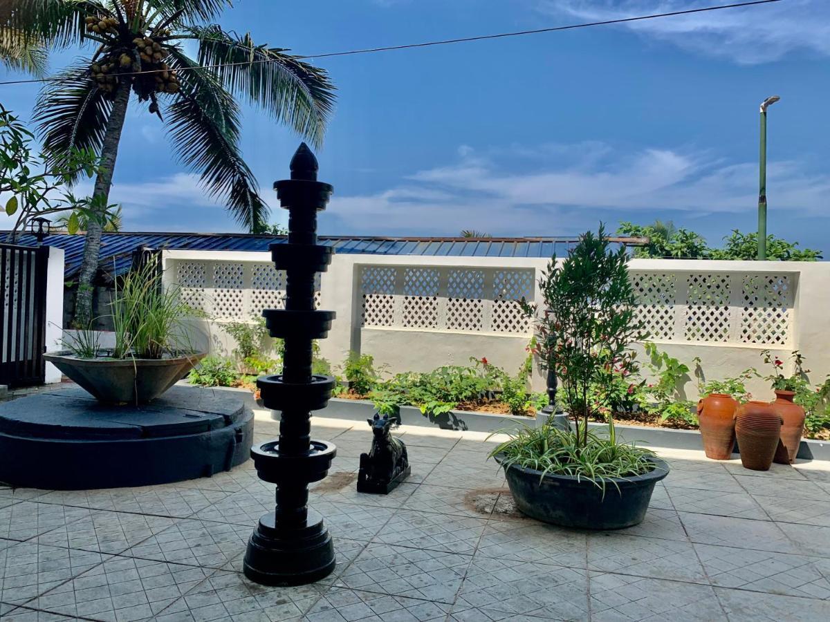 Buddha Beach Hotel Kovalam Bagian luar foto